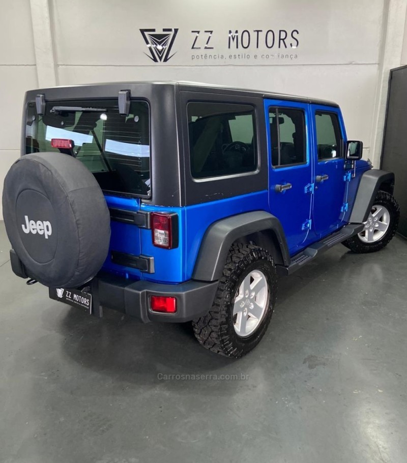 WRANGLER 3.6 UNLIMITED SPORT 4X4 V6 GASOLINA 4P AUTOMÁTICO - 2015 - CASCA