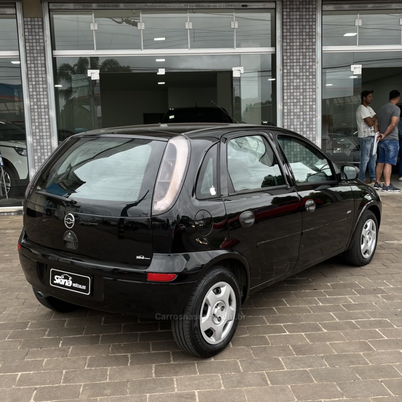 CORSA 1.0 MPFI JOY 8V GASOLINA 4P MANUAL - 2009 - VACARIA