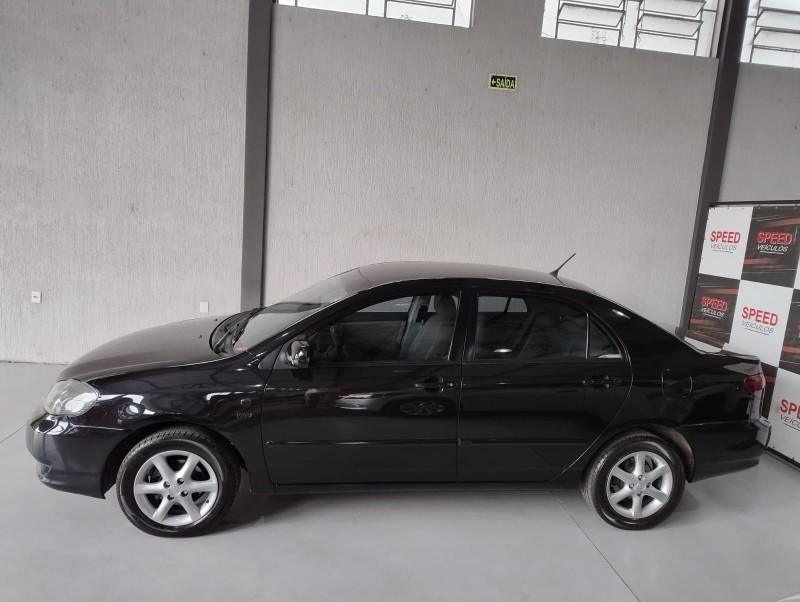 COROLLA 1.6 XLI 16V GASOLINA 4P MANUAL - 2004 - SãO SEBASTIãO DO CAí