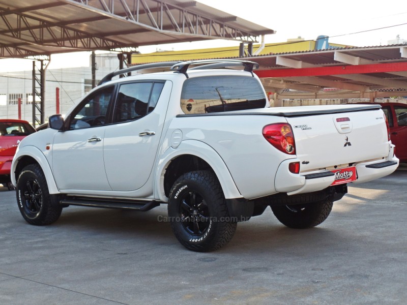 L200 TRITON 3.2 HPE 4X4 CD 16V TURBO INTERCOOLER DIESEL 4P AUTOMÁTICO - 2012 - CAXIAS DO SUL