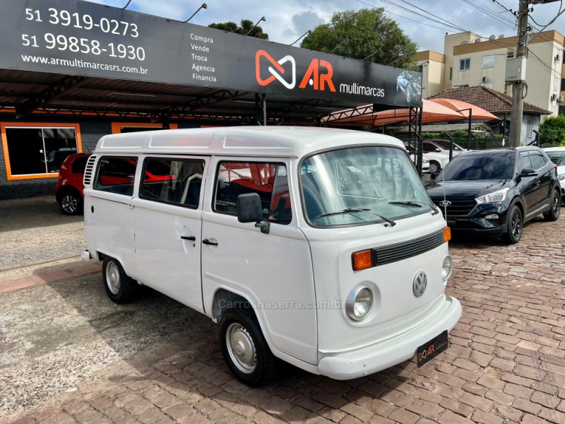 KOMBI 1.6 STD 8V GASOLINA 3P MANUAL - 2003 - VENâNCIO AIRES