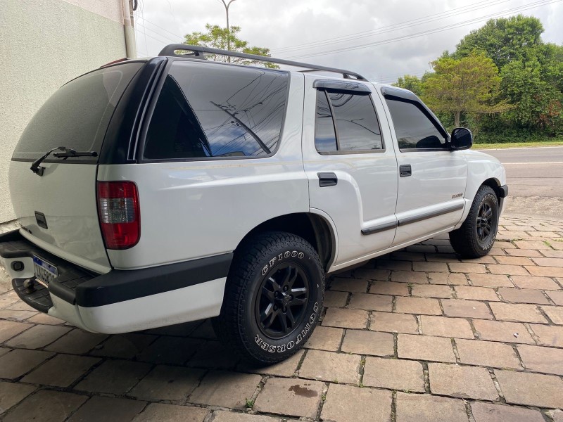 BLAZER 2.4 MPFI 4X2 8V GASOLINA 4P MANUAL - 2001 - CAXIAS DO SUL