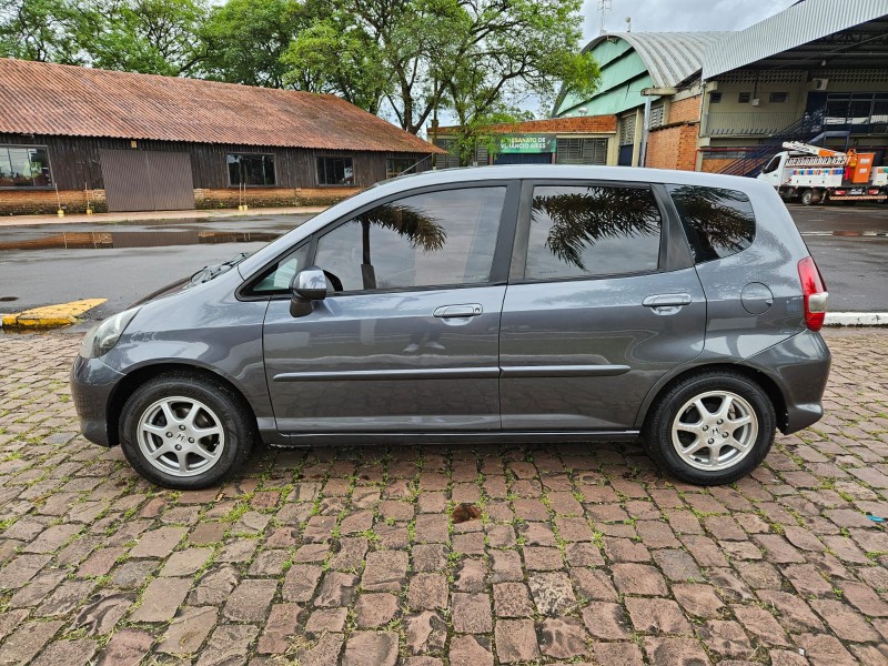 FIT 1.4 LX 8V GASOLINA 4P AUTOMÁTICO - 2008 - VENâNCIO AIRES