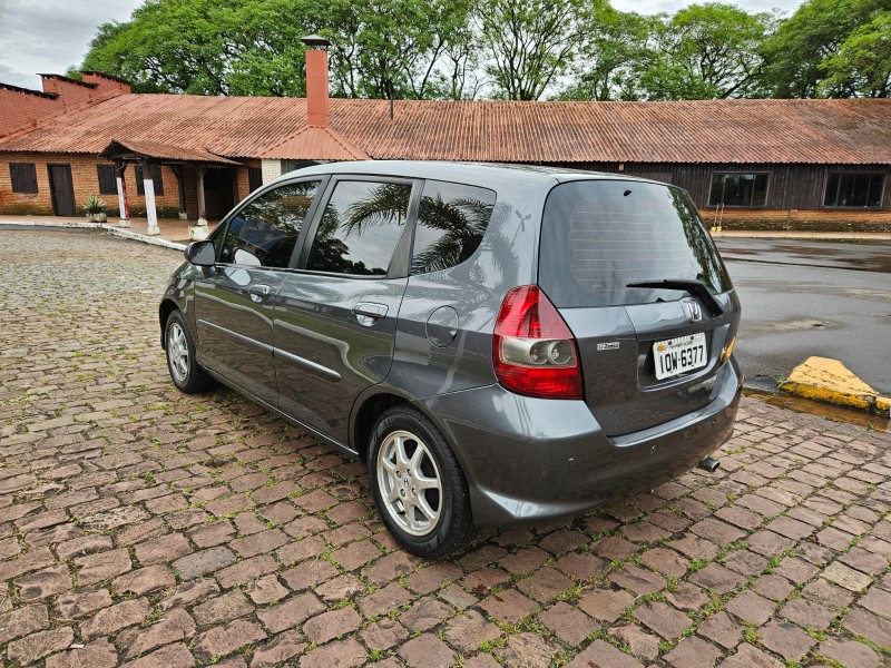 FIT 1.4 LX 8V GASOLINA 4P AUTOMÁTICO - 2008 - VENâNCIO AIRES