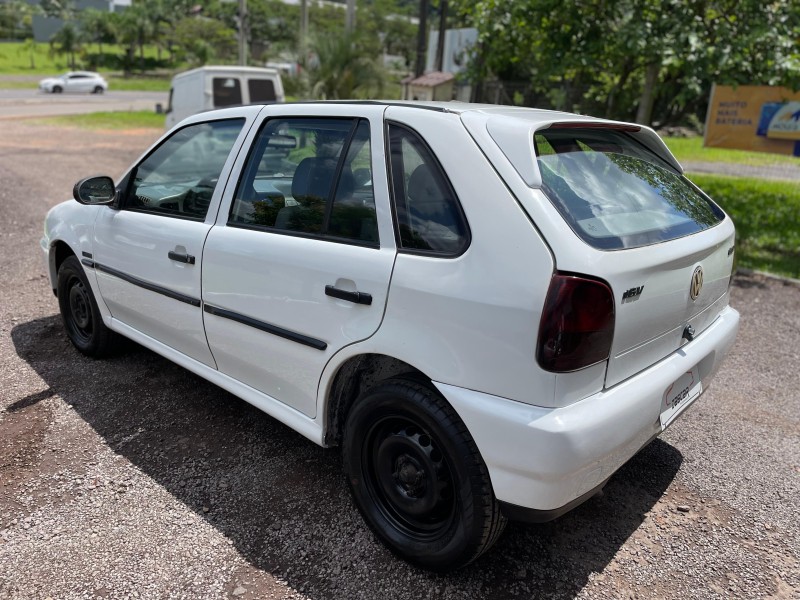 GOL 1.0 MI 16V GASOLINA 4P MANUAL - 1999 - BOM PRINCíPIO