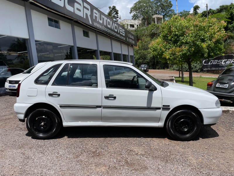 GOL 1.0 MI 16V GASOLINA 4P MANUAL - 1999 - BOM PRINCíPIO