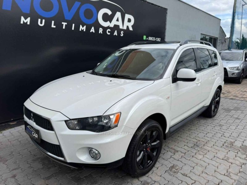 outlander 3.0 gt 4x4 v6 24v gasolina 4p automatico 2012 estancia velha