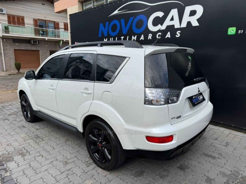 OUTLANDER 3.0 GT 4X4 V6 24V GASOLINA 4P AUTOMÁTICO - 2012 - ESTâNCIA VELHA