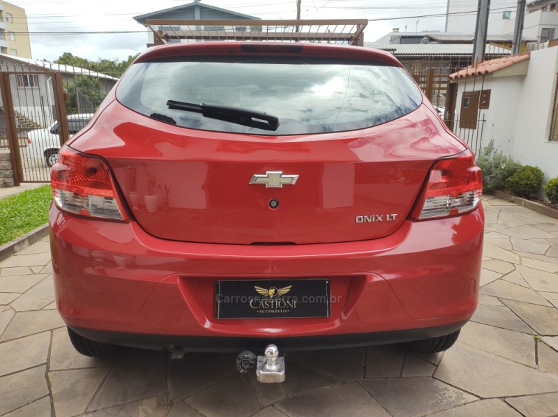 ONIX 1.0 LT 12V FLEX 4P MANUAL - 2013 - CAXIAS DO SUL