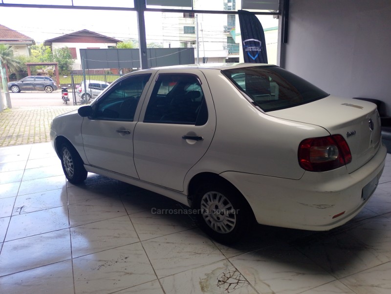 SIENA 1.0 MPI FIRE 8V GASOLINA 4P MANUAL - 2009 - CAXIAS DO SUL