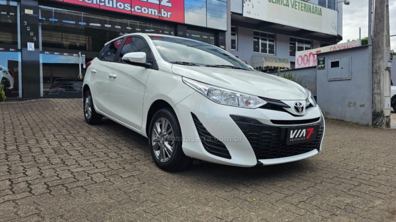 yaris 1.5 xl plus connect 16v flex 4p automatico 2020 novo hamburgo