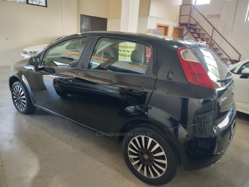 PUNTO 1.4 ATTRACTIVE 8V FLEX 4P MANUAL - 2011 - CAXIAS DO SUL