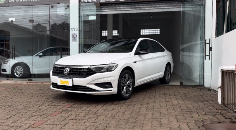 JETTA 1.4 R-LINE 250 16V TSI FLEX 4P AUTOMÁTICO