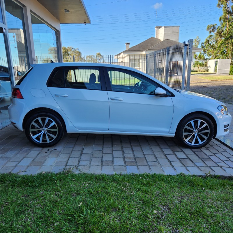 GOLF 1.6 MSI COMFORTLINE 16V TOTAL FLEX 4P TIPTRONIC - 2016 - BENTO GONçALVES