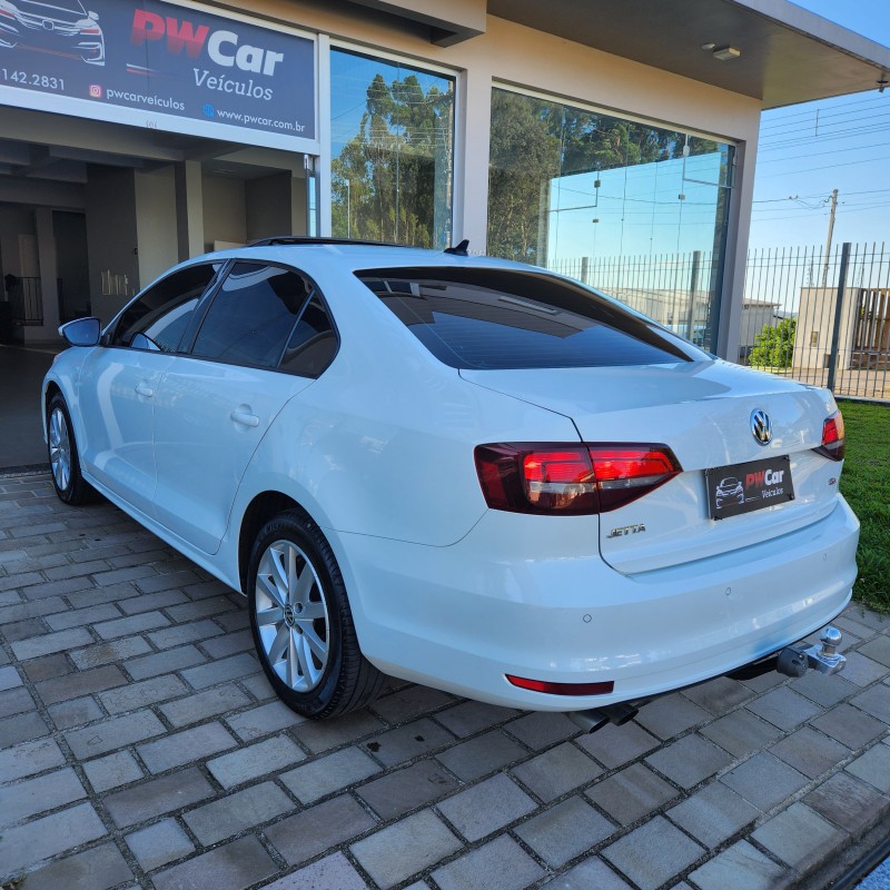 JETTA 1.4 16V TSI COMFORTLINE FLEX 4P TIPTRONIC - 2017 - BENTO GONçALVES