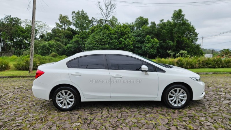 CIVIC 2.0 LXR 16V FLEX 4P AUTOMÁTICO - 2014 - IVOTI