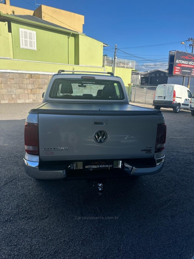 AMAROK 3.0 V6 TDI HIGHLINE CD DIESEL 4MOTION AUTOMÁTICO - 2019 - CAXIAS DO SUL