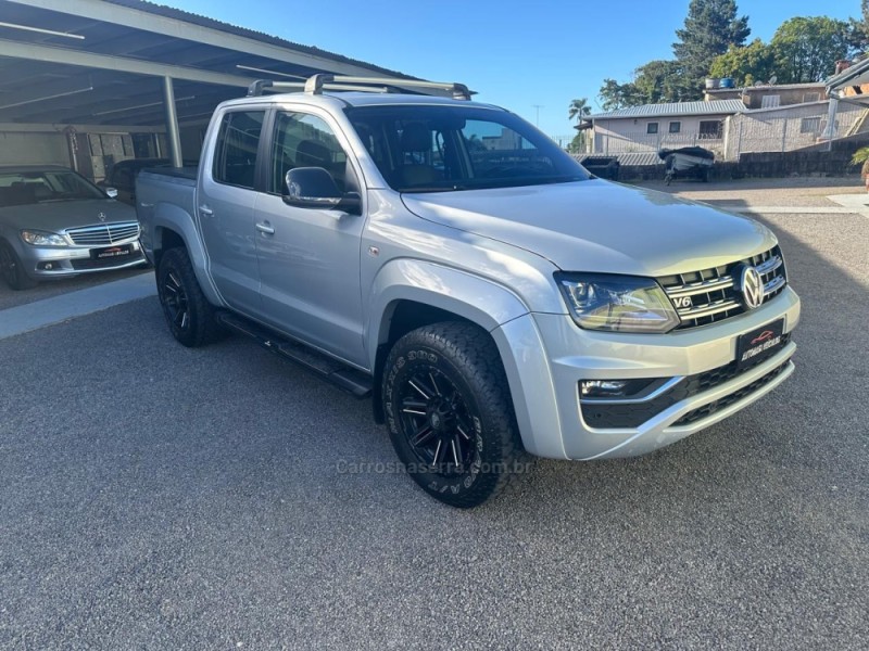 AMAROK 3.0 V6 TDI HIGHLINE CD DIESEL 4MOTION AUTOMÁTICO - 2019 - CAXIAS DO SUL