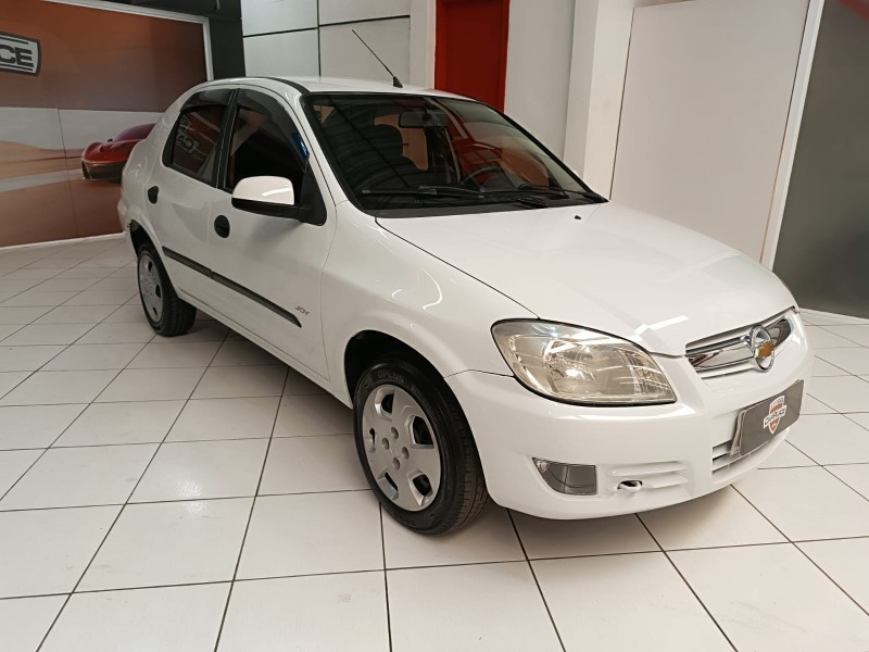 PRISMA 1.0 MPFI JOY 8V FLEX 4P MANUAL - 2010 - NOVO HAMBURGO