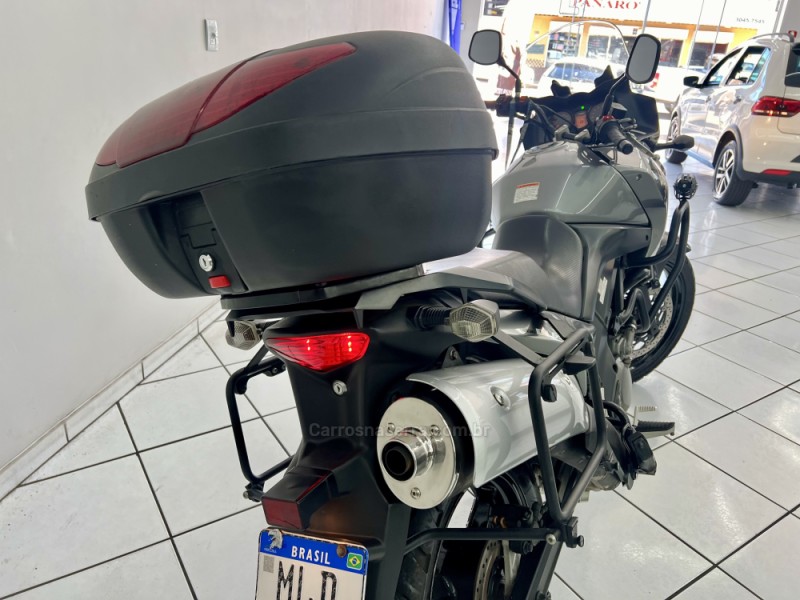 V-STROM DL 650 - 2011 - PASSO FUNDO