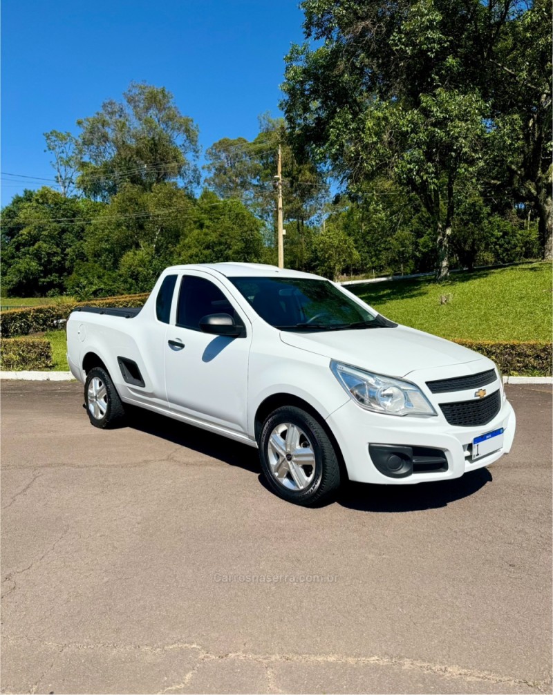 MONTANA 1.4 MPFI LS CS 8V FLEX 2P MANUAL - 2017 - NOVA PRATA