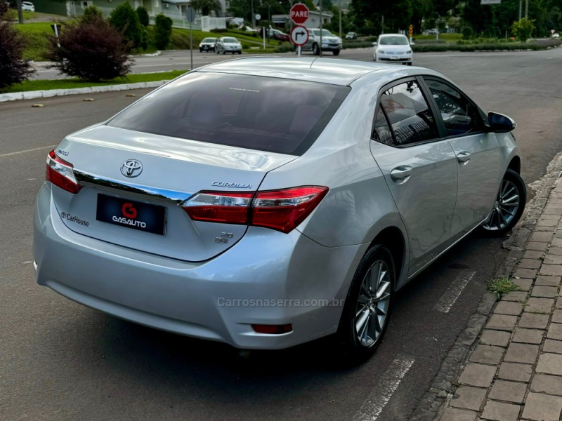 COROLLA 2.0 XEI 16V FLEX 4P AUTOMÁTICO - 2017 - NOVA PRATA