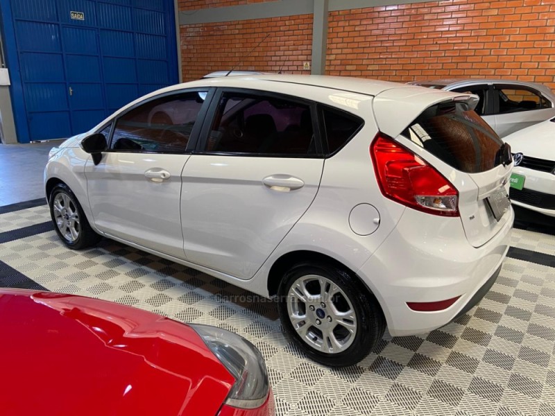 FIESTA 1.6 SE HATCH 16V FLEX 4P MANUAL - 2015 - BENTO GONçALVES