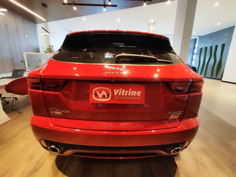 E-PACE 2.0 16V P300 R-DYNAMIC SE AWD GASOLINA 4P AUTOMÁTICO - 2018 - ERECHIM