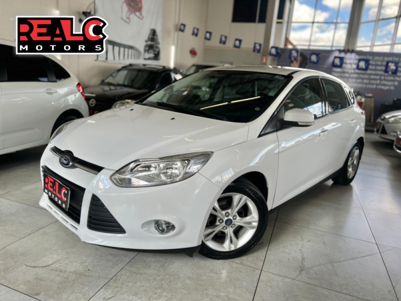 focus 1.6 se 16v flex 4p automatico 2014 caxias do sul