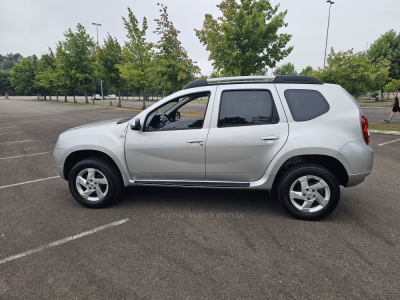 DUSTER 1.6 DYNAMIQUE 4X2 16V FLEX 4P MANUAL - 2013 - BENTO GONçALVES