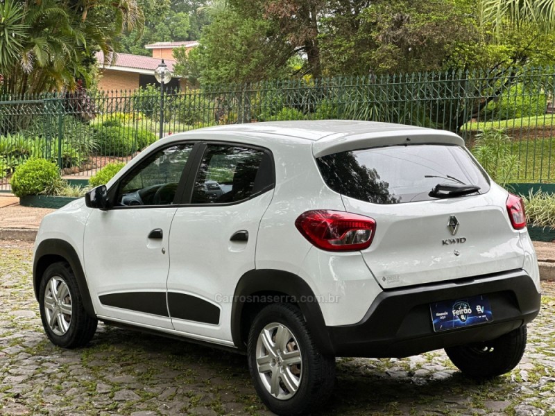 KWID 1.0 12V SCE FLEX ZEN MANUAL - 2022 - IVOTI