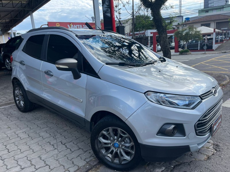 ecosport 1.6 freestyle 16v flex 4p manual 2014 caxias do sul