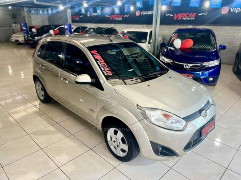 FIESTA 1.6 MPI 8V GASOLINA 4P MANUAL - 2012 - ESTâNCIA VELHA