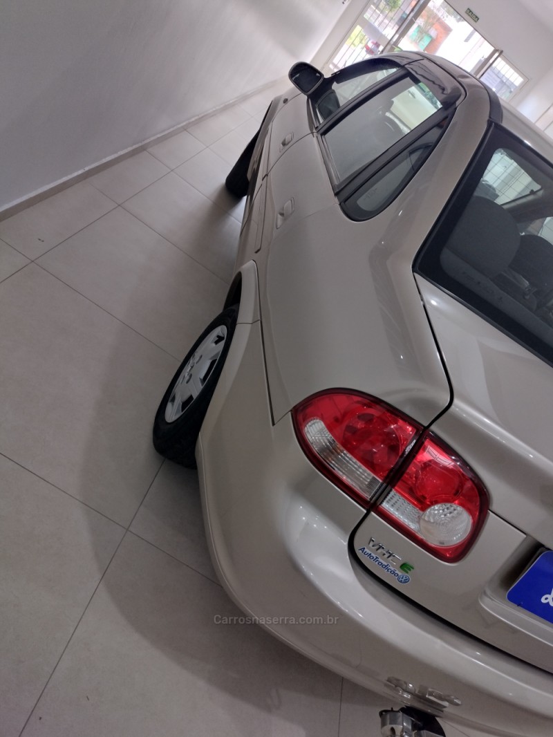 CLASSIC 1.0 MPFI LS 8V FLEX 4P MANUAL - 2013 - VACARIA