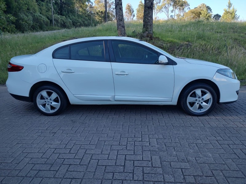 FLUENCE 1.6 EXPRESSION 16V FLEX 4P MANUAL - 2013 - CAXIAS DO SUL