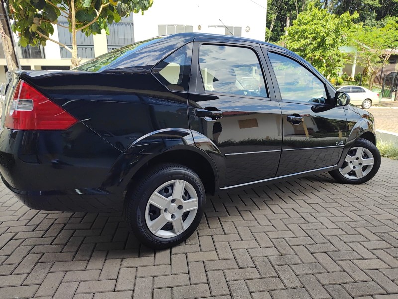 FIESTA 1.6 MPI CLASS SEDAN 8V FLEX 4P MANUAL - 2010 - LAJEADO