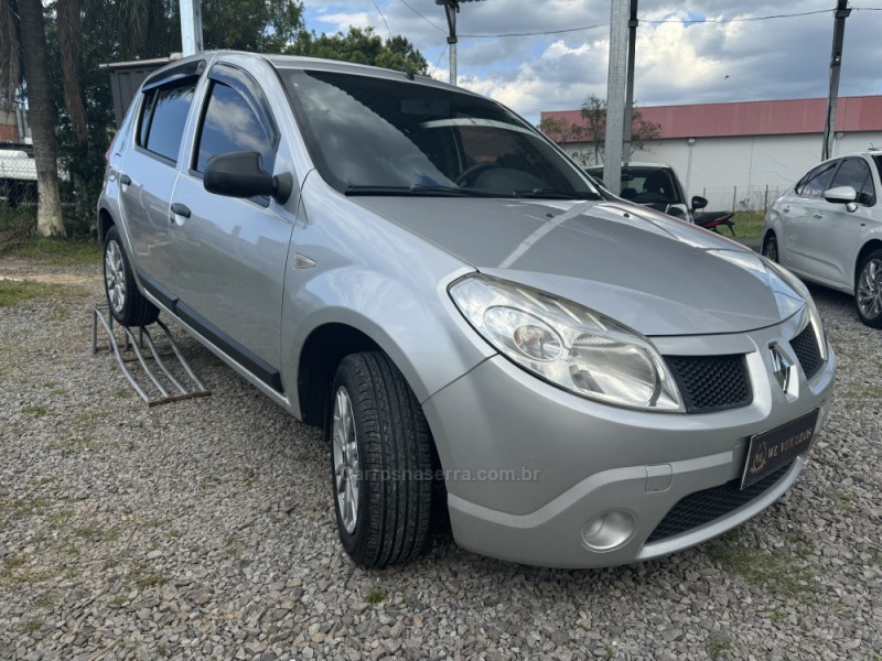 SANDERO 1.0 EXPRESSION 16V FLEX 4P MANUAL - 2010 - CAXIAS DO SUL