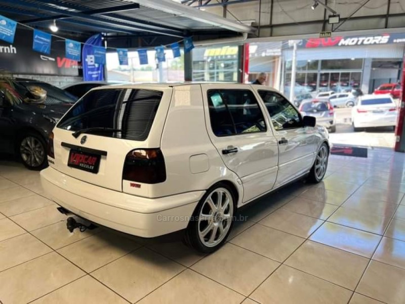 GOLF 1.8 MI GL 8V GASOLINA 4P MANUAL - 1998 - ESTâNCIA VELHA