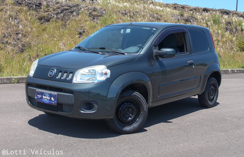 UNO 1.0 EVO VIVACE 8V FLEX 2P MANUAL - 2012 - FARROUPILHA