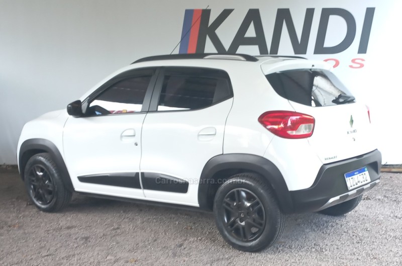 KWID 1.0 12V OUTSIDER FLEX 4P MANUAL - 2020 - CAXIAS DO SUL