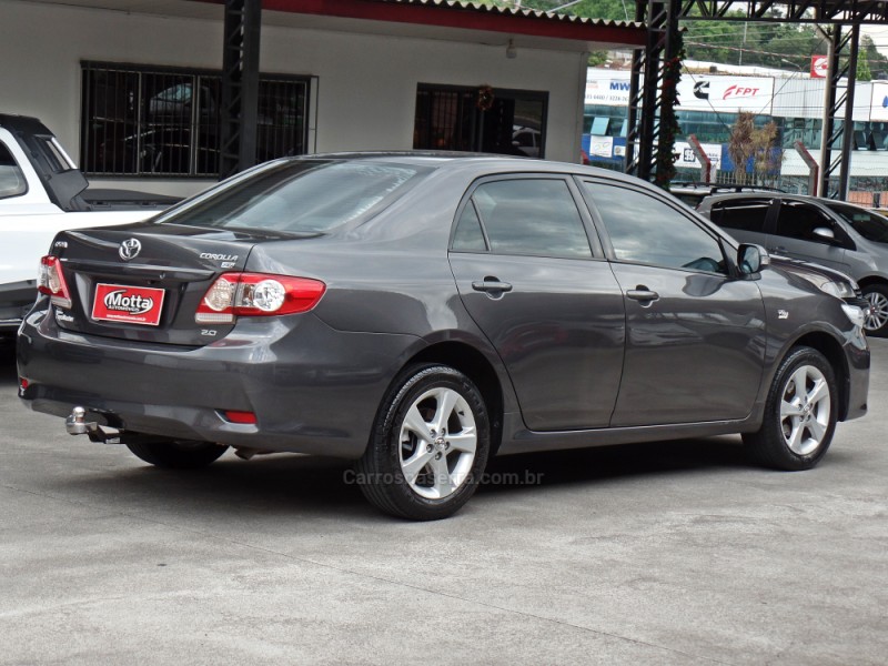 COROLLA 2.0 XEI 16V FLEX 4P AUTOMÁTICO - 2013 - CAXIAS DO SUL