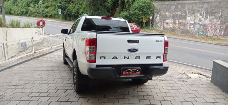 RANGER 2.2 XLS 4X4 CD 16V DIESEL 4P AUTOMÁTICO - 2017 - CAXIAS DO SUL