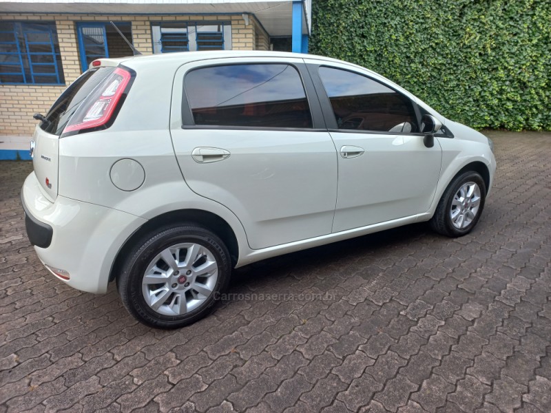 PUNTO 1.4 ATTRACTIVE 8V FLEX 4P MANUAL - 2013 - CAXIAS DO SUL