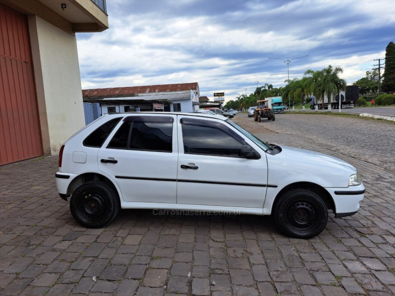 GOL 1.0 MI 8V GASOLINA 4P MANUAL G.III - 2004 - VERANóPOLIS