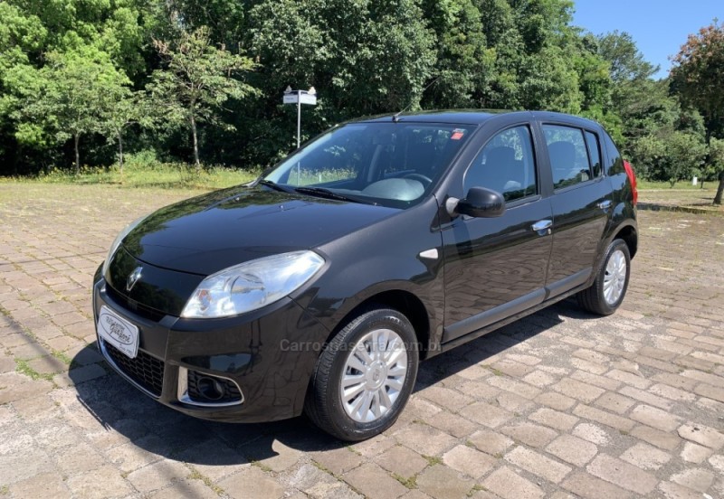 SANDERO 1.6 PRIVILÉGE 8V HI-FLEX 4P MANUAL - 2012 - GUAPORé