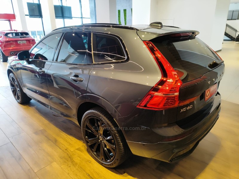 XC60 2.0 T8 ULTIMATE DARK AWD HIBRIDO 4P AUTOMÁTICO  - 2024 - ERECHIM