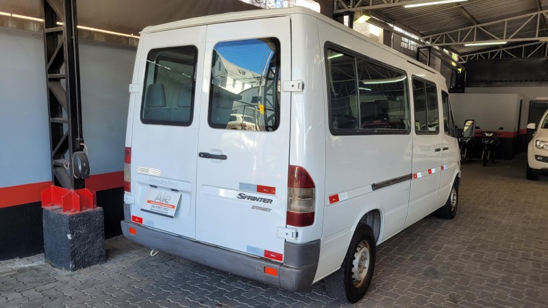 SPRINTER 2.2 VAN 313 CDI 16 LUGARES TETO BAIXO DIESEL 5P MANUAL - 2007 - GARIBALDI