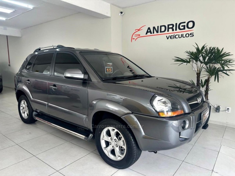 tucson 2.0 mpfi gls base 16v 143cv 2wd flex 4p automatico 2015 caxias do sul