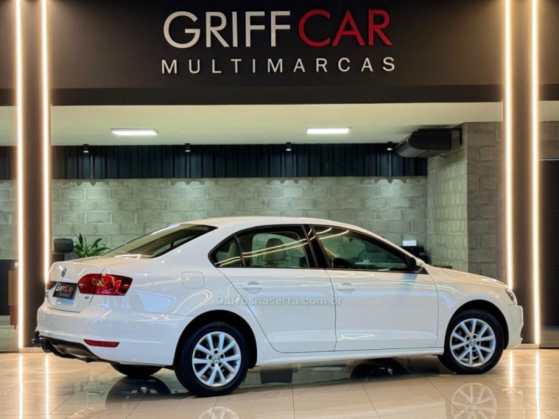 JETTA 2.0 COMFORTLINE FLEX 4P TIPTRONIC - 2012 - DOIS IRMãOS