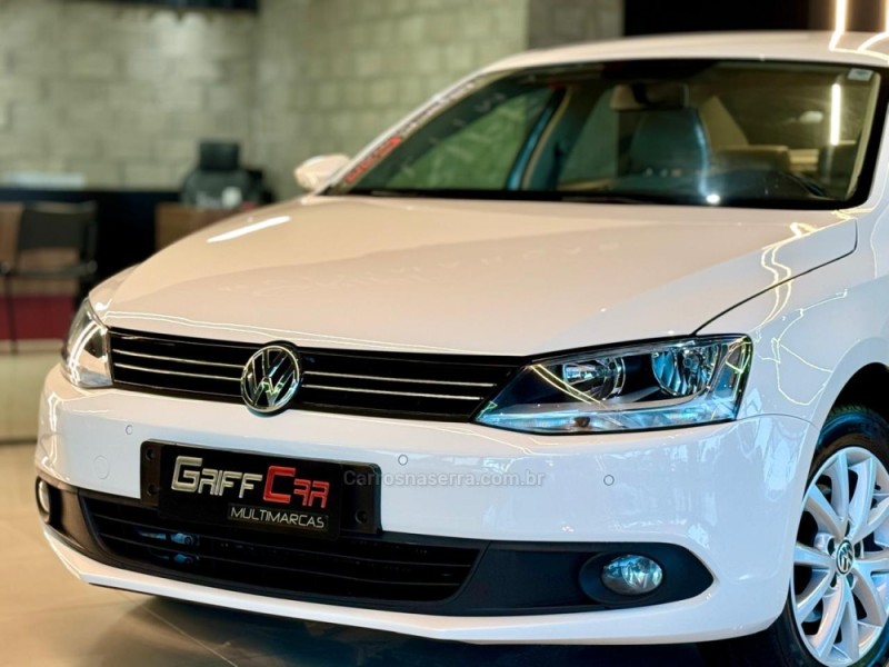 JETTA 2.0 COMFORTLINE FLEX 4P TIPTRONIC - 2012 - DOIS IRMãOS